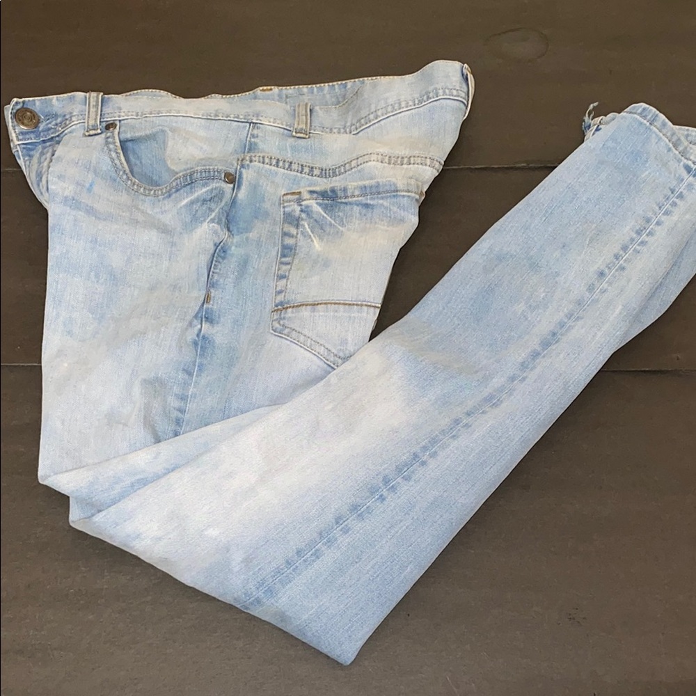 Cotton On Size 32 Washout Blue Skinny Straight Jeans with Distressed Look